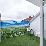 Unique Design Loft In Middle Of Centre Of Old Town With Netflix Apartament