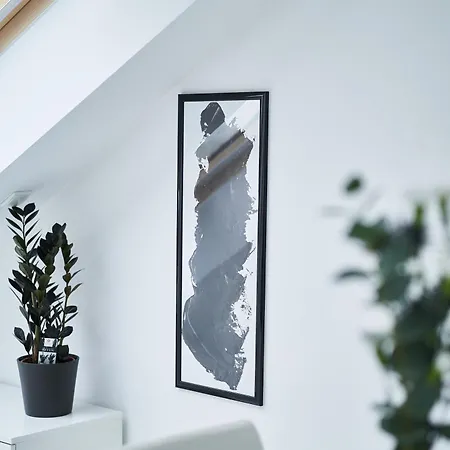 Unique Design Loft In Middle Of Centre Of Old Town With Netflix Apartment