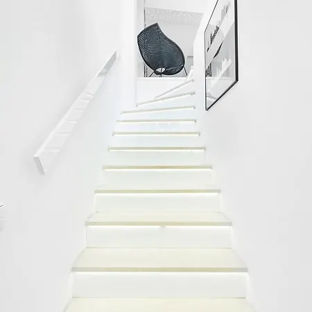 Unique Design Loft In Middle Of Centre Of Old Town With Netflix Apartment
