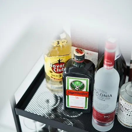 Unique Design Loft In Middle Of Centre Of Old Town With Netflix Apartamento