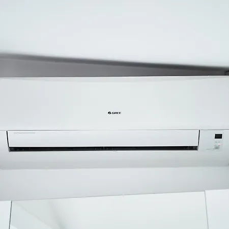 Unique Design Loft In Middle Of Centre Of Old Town With Netflix *